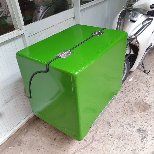 Chi tiết góc cạnh thùng chở hàng